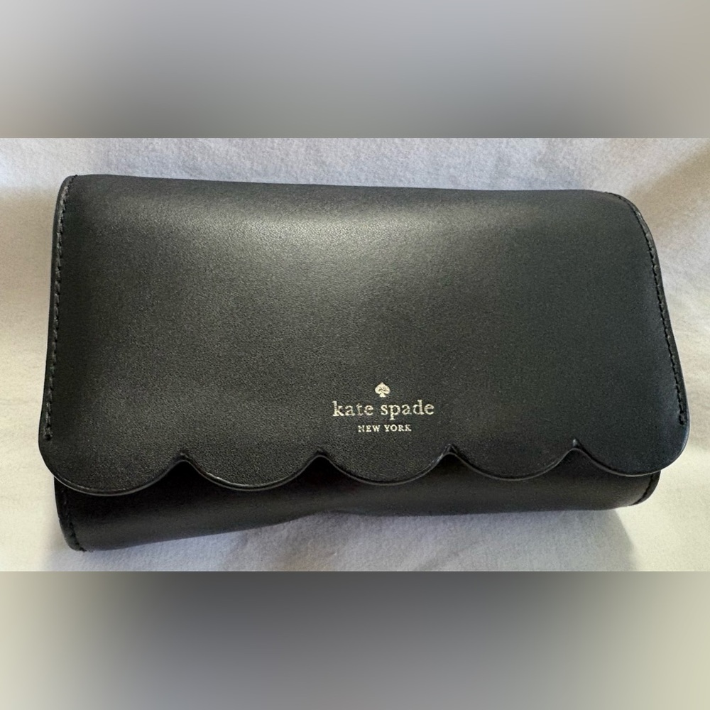 Kate Spade Magnolia Street Addison Crossbody Clutch Black Scalloped Edge